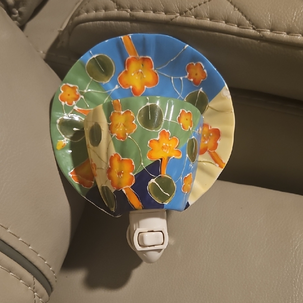 Floral Night Light with Blue and Orange Design